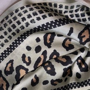 NWT✨Leopard Satin Hair Scarf